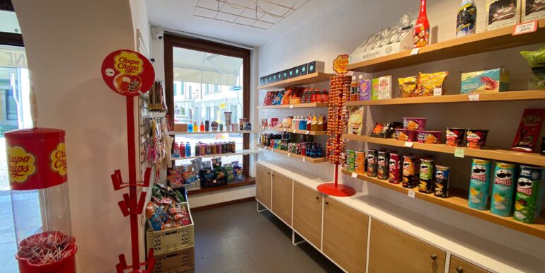 Cessione attività di Candy Store