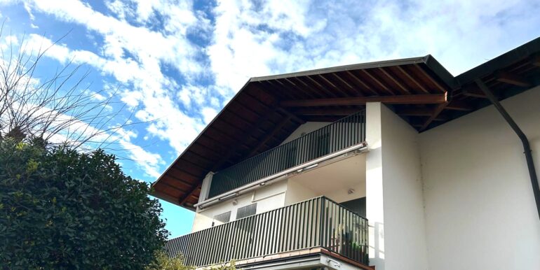 Appartamento bilivelli con terrazze