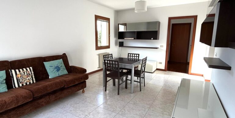 Appartamento bilivelli con terrazze