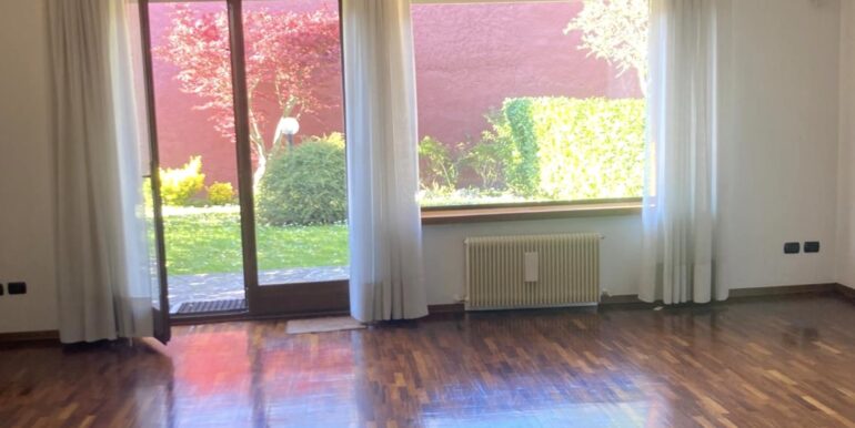 Splendida villa a schiera su tre livelli in zona ospedale