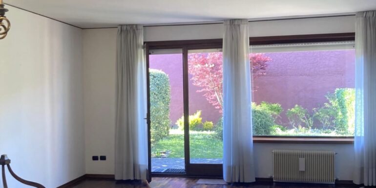 Splendida villa a schiera su tre livelli in zona ospedale