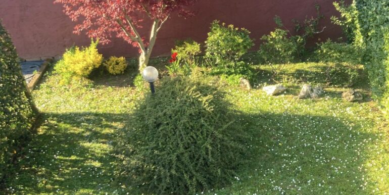 Splendida villa a schiera su tre livelli in zona ospedale