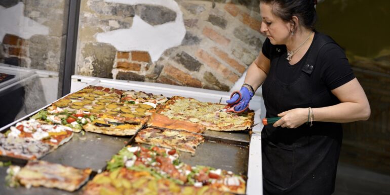 Pizzeria tavola calda a Udine Nord