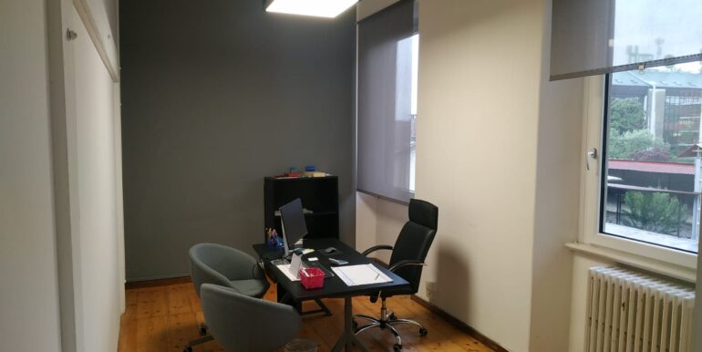 Ampio ufficio in Co-working a Udine