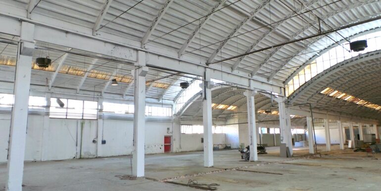 Capannone 2800mq predisposto carroponte