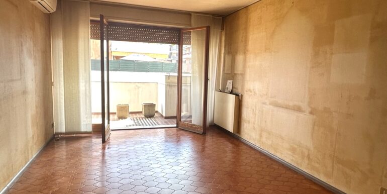 Appartamento bicamere con terrazzo