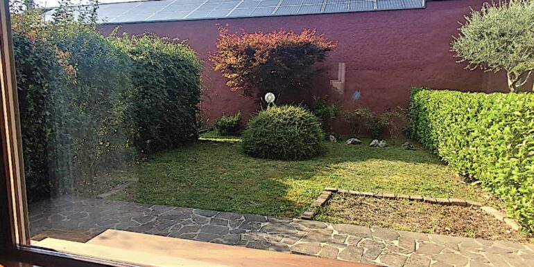 Splendida villa a schiera su tre livelli in zona ospedale