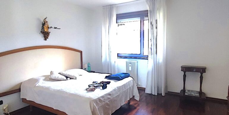 Splendida villa a schiera su tre livelli in zona ospedale