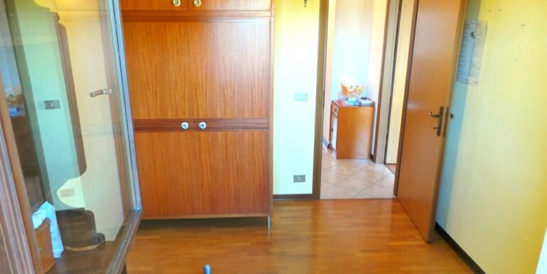 Villetta a schiera tricamere con garage doppio