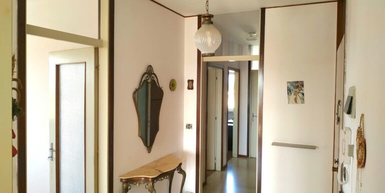 Appartamento tricamere in centro a Feletto
